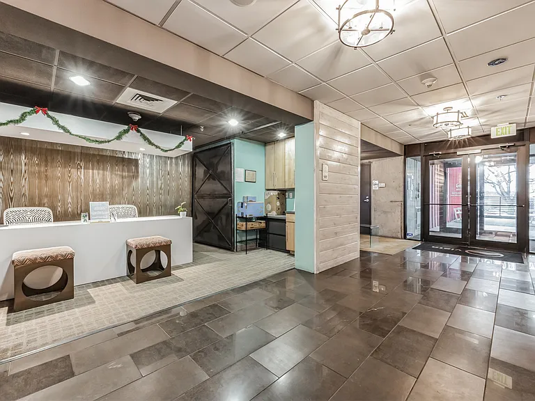 Vista Student Living- Rent by the Room — Photo 23
