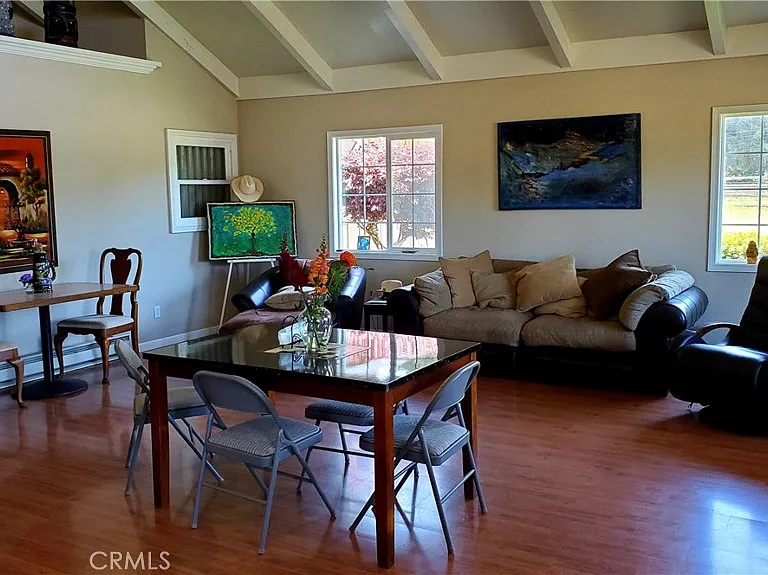 4415 Woods Ln — Photo 6