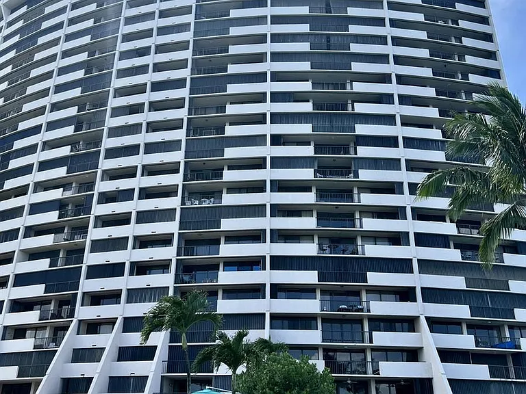 5200 N Flagler Dr #503 — Photo 1