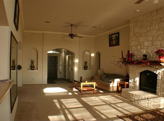 Living room Entryway