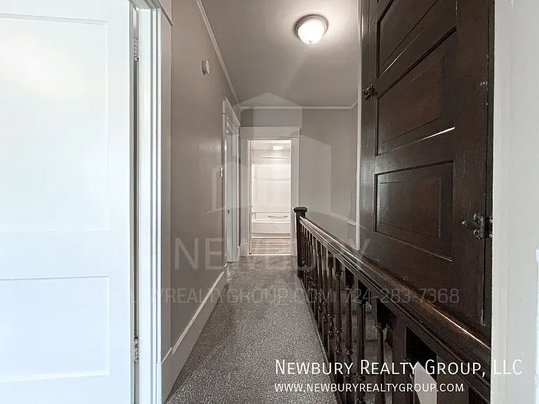 313 Wilson Ave — Photo 50