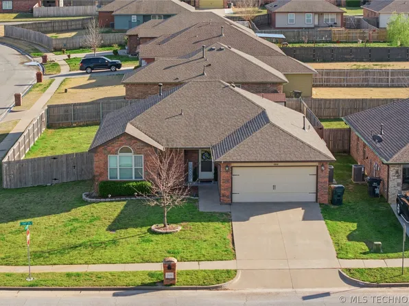 13084 E 134th Pl N, Collinsville, OK 74021