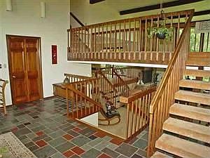 3rd image of 92 Curie Dr