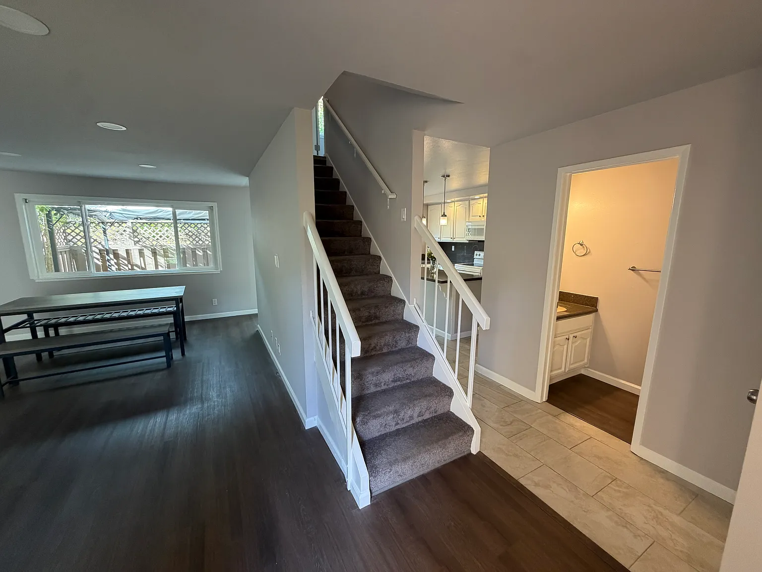 3 bed, 2.5 bath, 1322 sqft, $3,750 — Photo 3