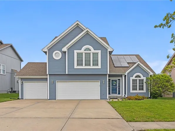 9000 NE 110th St, Kansas City, MO 64157