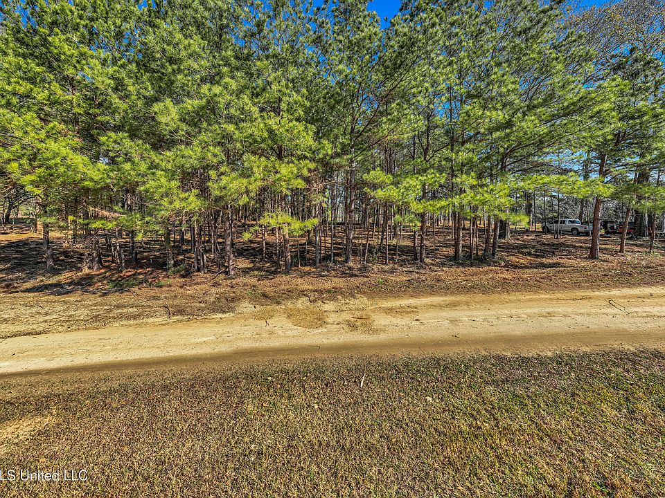 1st image of Los Nogales Blvd Lot 7