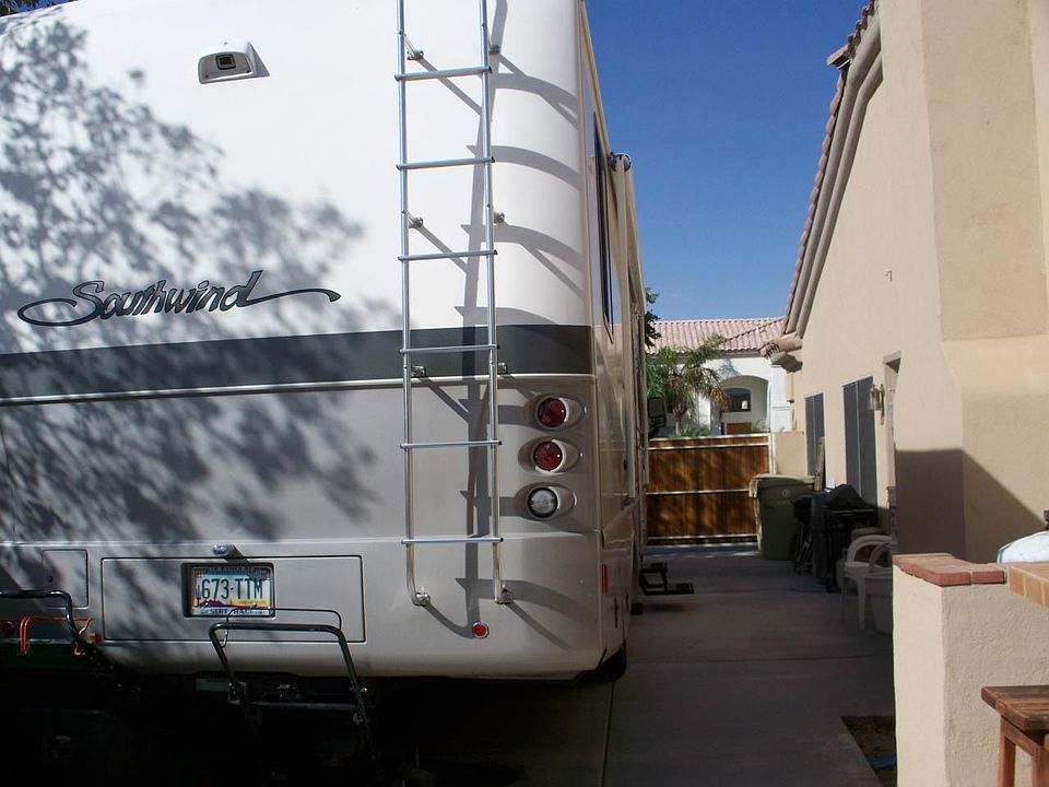 2nd image of 6673 W Grovers Ave