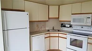 3859 Coral Tree Cir #302 — Photo 3