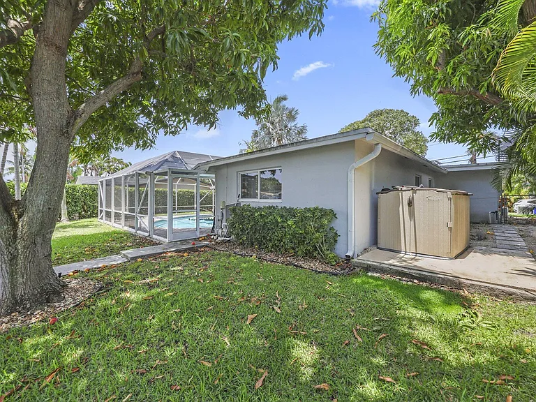 1710 SW 4th Ave — Photo 25