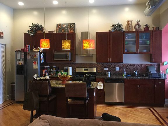 4th image of 5016 S King Dr APT 1E