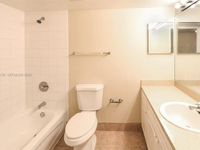 520 SE 5th Ave #1603 — Photo 39