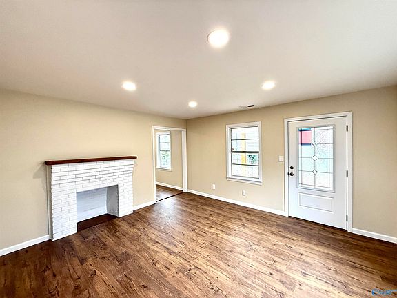 3rd image of 926 Wilbanks Ave