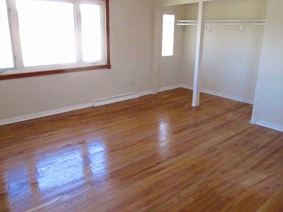 2nd image of 6236 N Cicero Ave
