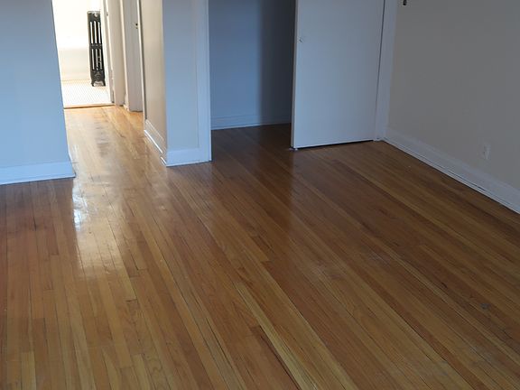 2nd image of 2503 W Winnemac Ave #1