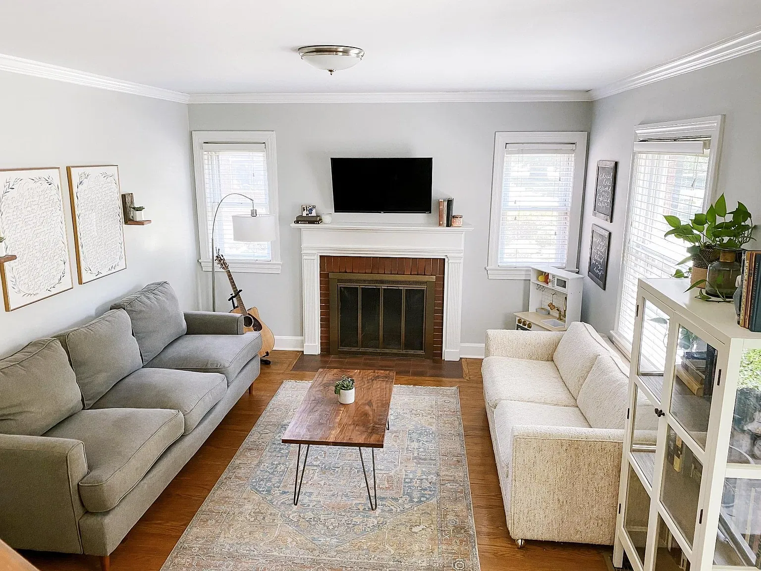 3 bed, 1.5 bath, 1280 sqft, $2,300 — Photo 3