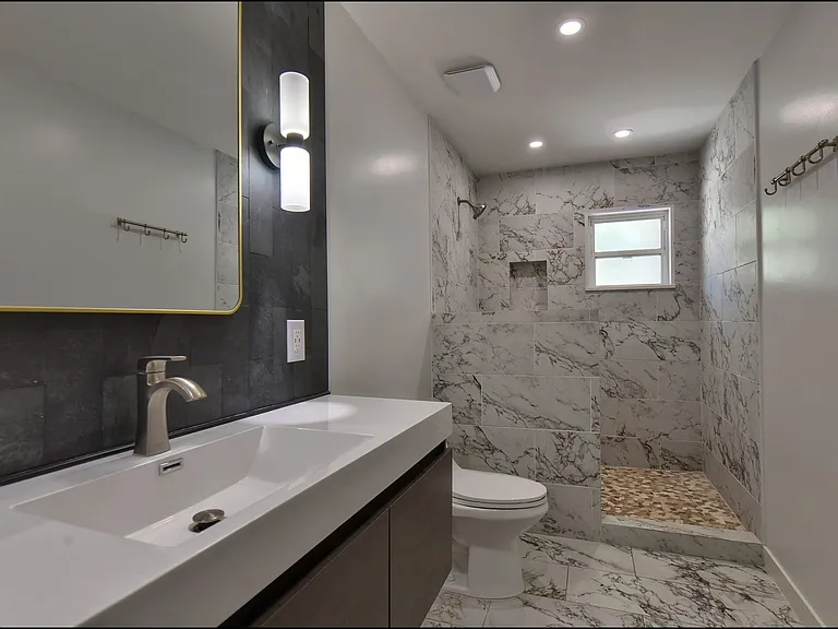 3807 Waymore Dr — Photo 15