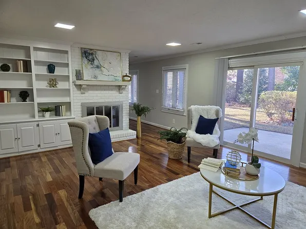 3812 Gloucester Rd, Rocky Mount, NC 27803