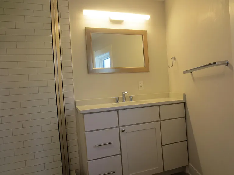 4403 Franklin Blvd — Photo 35