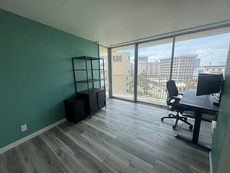 700 E Ocean Blvd #1401 — Photo 15