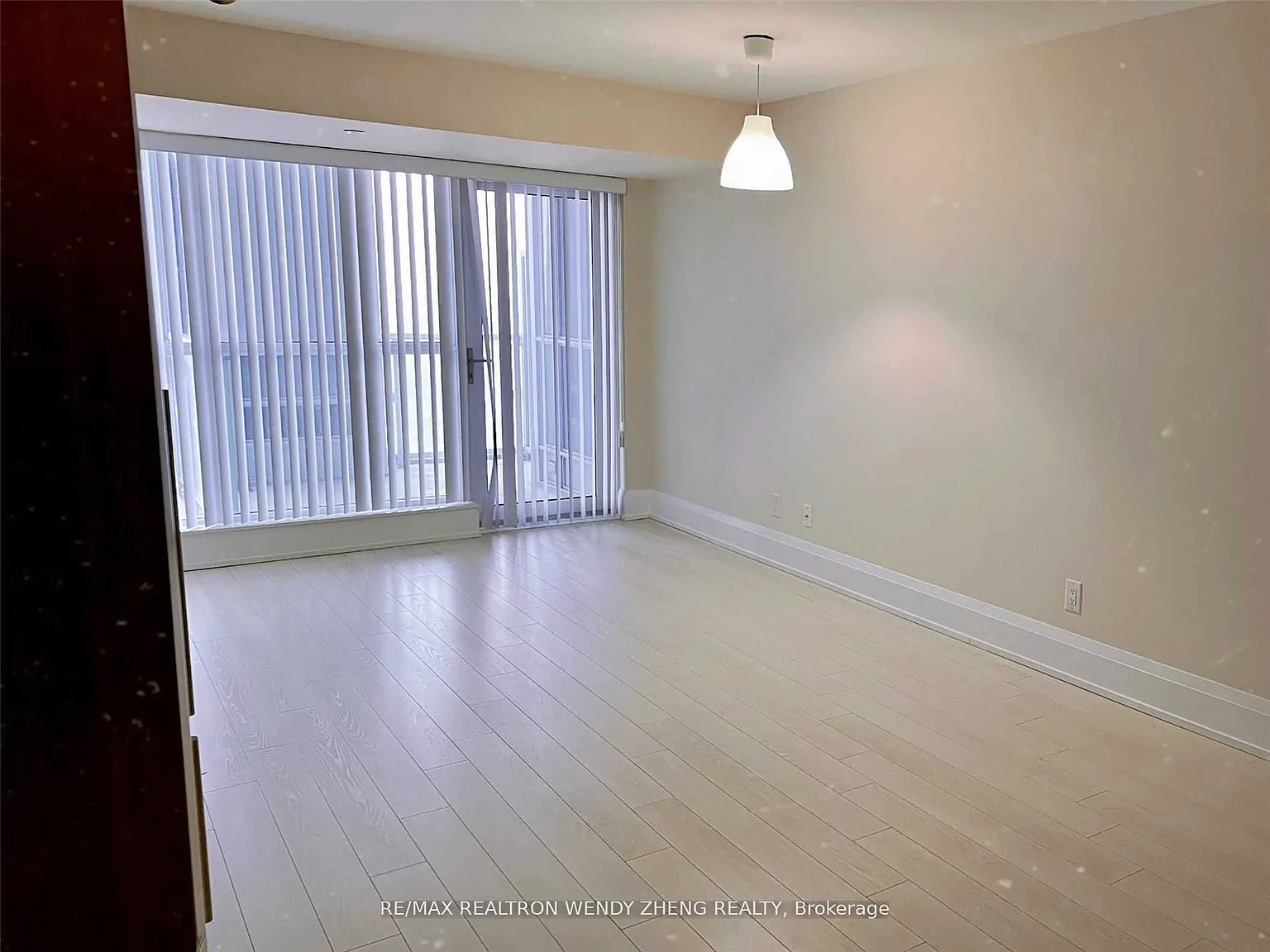 Studio, $2,050 — Photo 3