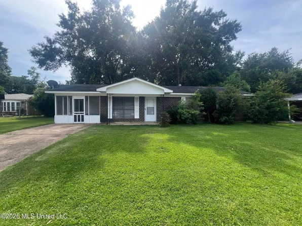 117 Evergreen Dr, Diberville, MS 39540