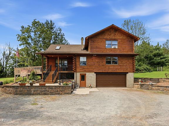 2nd image of 1539 Upper Woods Rd