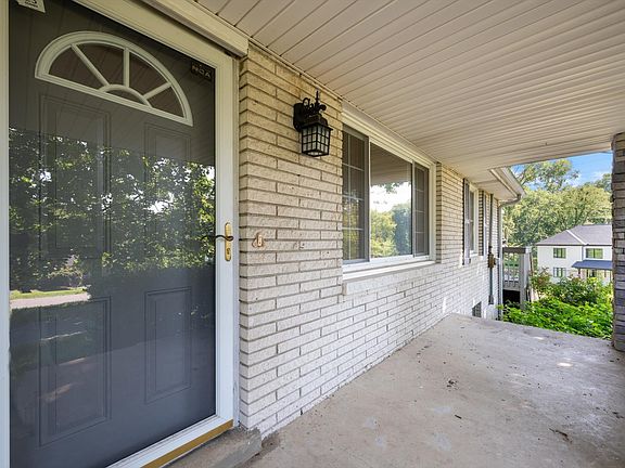 5th image of 4921 Timberdale Dr