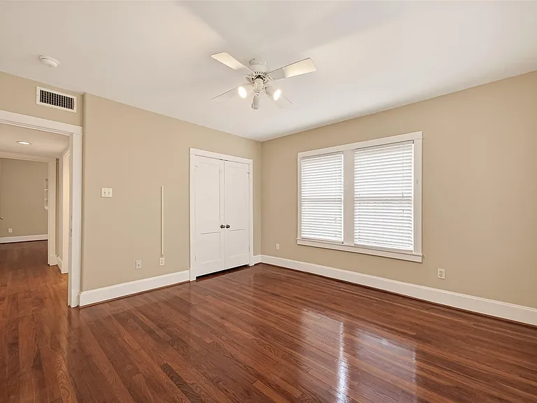 1807 Crocker St #A — Photo 24