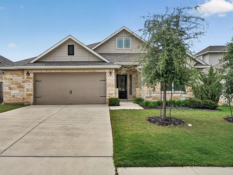 516 Panzano Dr — Photo 1
