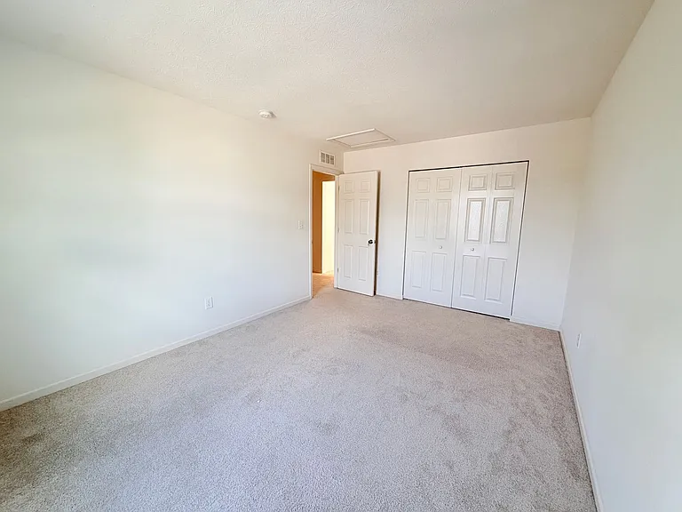 2513 Shadow Bend Dr — Photo 21