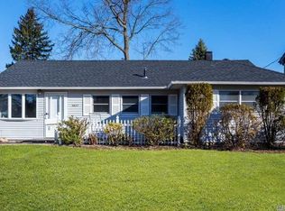 2627 Arleigh Rd, East Meadow, NY 11554