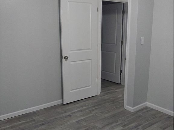 4th image of 1010 Kearney St #5