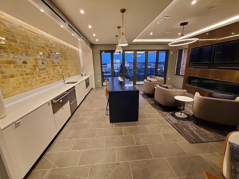 Rooftop lounge