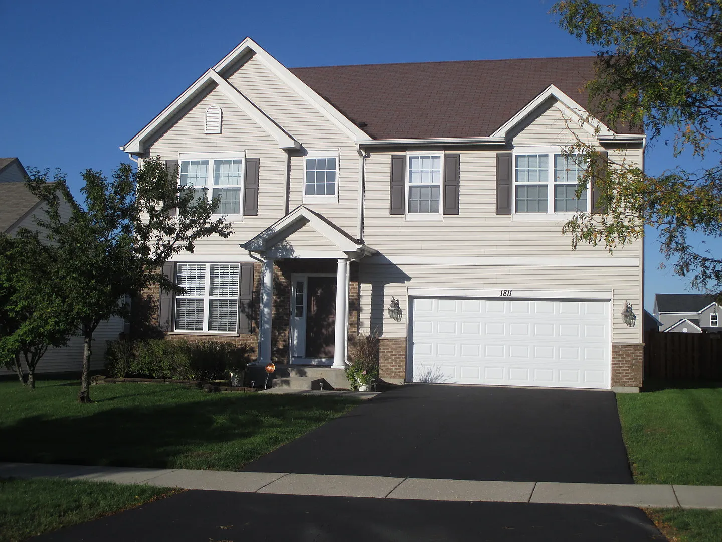 1811 Wild Rose Trl photo 1