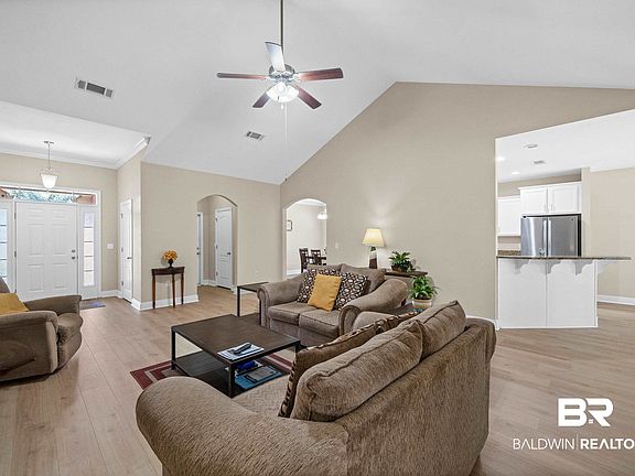 4th image of 23295 Dundee Cir