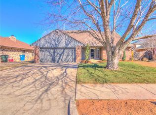 1220 Dodd Dr, Midwest City, OK 73130