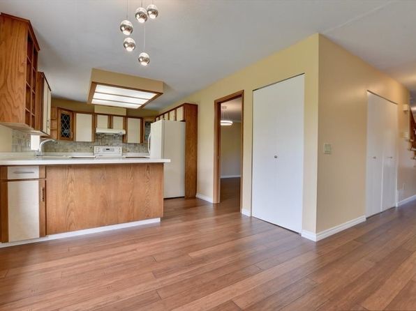 3 bedroom rental in Richmond — photo 15