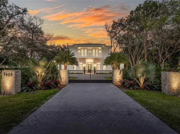 7605 SW 71st Ave, Miami, FL 33143