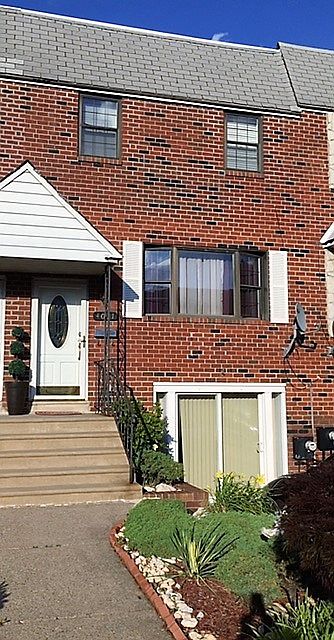 1st image of 4031 Lyman Dr