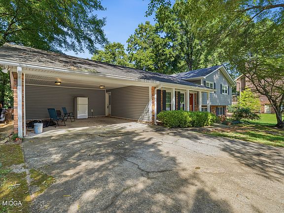 4th image of 3150 Misty Valley Ct
