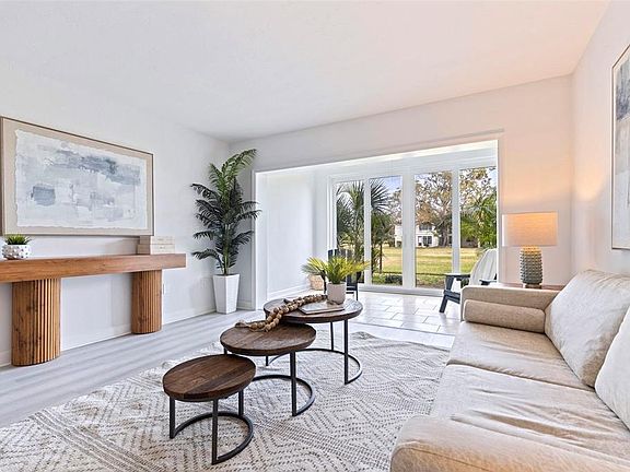 4th image of 4480 OVERLOOK DRIVE NE #12