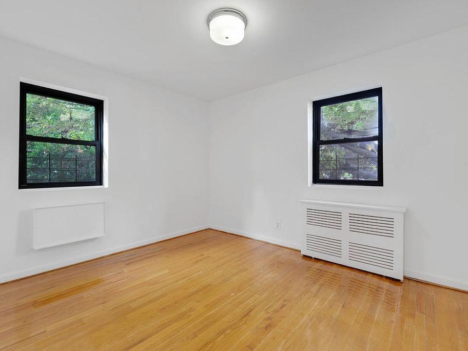 2nd image of 20410 43rd Ave #C1