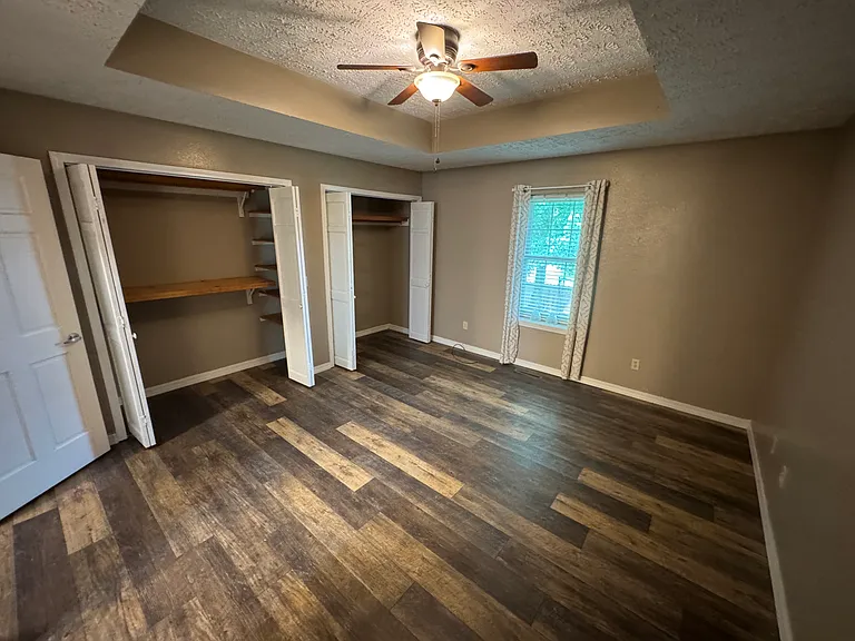 608 Cypress Ave — Photo 11