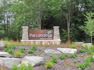 18 Dowell Rd APT B, Bremerton, WA 98312