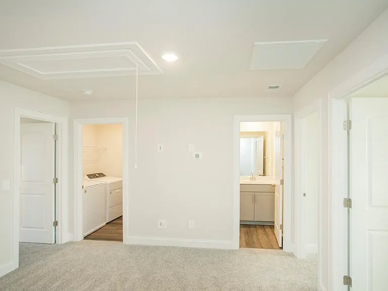 2304 Yukon Ct — Photo 15