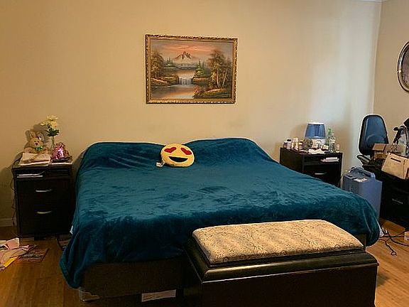 3rd image of 3051 Sheppard Dr