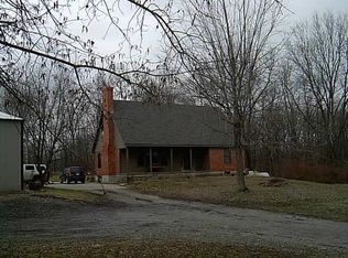 1229 N Knob Oak Dr, Marshall, MO 65340