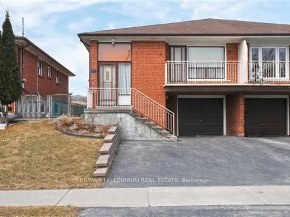 151 Ardwick Blvd, Toronto, ON M9M 1W3