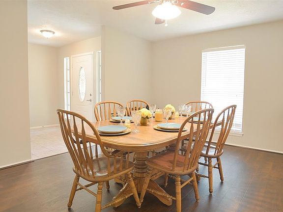 4th image of 16411 Hibiscus Ln