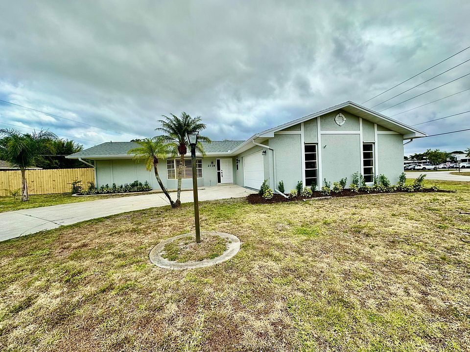 1st image of 2718 SE Mariposa Avenue